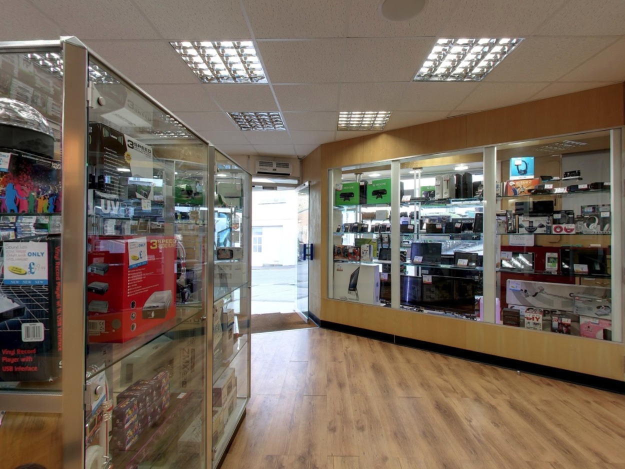 Pre-Owned Electronics In St Austell