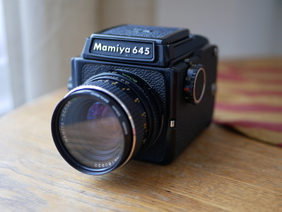 Mamiya 645j With 80mm F2.8 Lens And Prism.